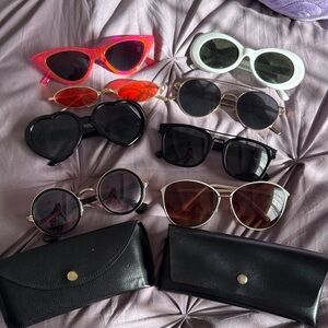 BUNDLE 8 Sunglasses + two cases